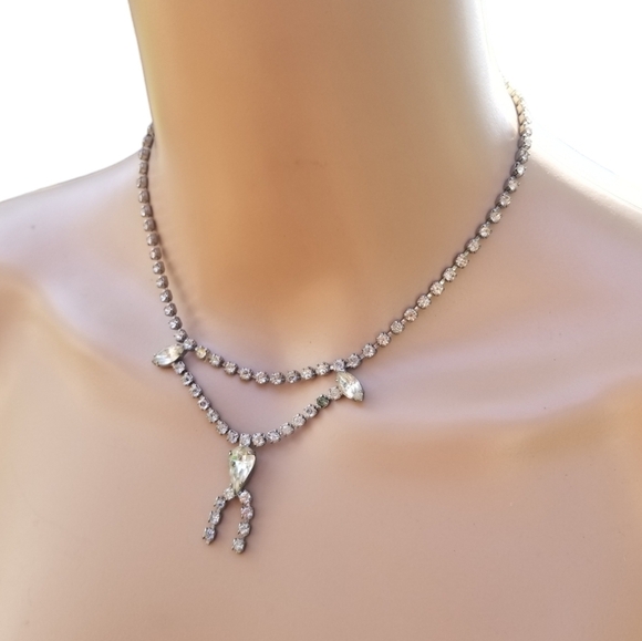 1950S FACETED CRYSTAL & SILVERTONE COLLAR LENGTH NECKLACE - Picture 1 of 7